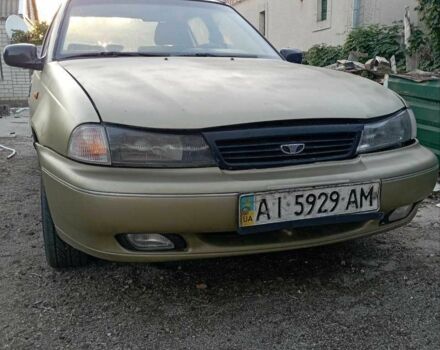 Бежевий Деу Нексія, об'ємом двигуна 1.5 л та пробігом 300 тис. км за 618 $, фото 1 на Automoto.ua