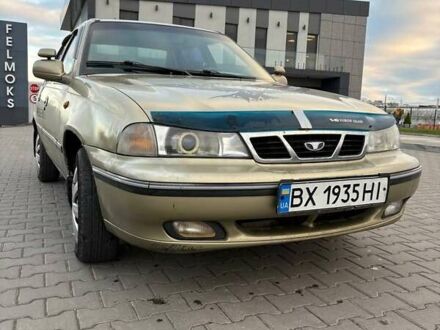 Бежевый Дэу Нексия, объемом двигателя 1.5 л и пробегом 273 тыс. км за 1150 $, фото 1 на Automoto.ua