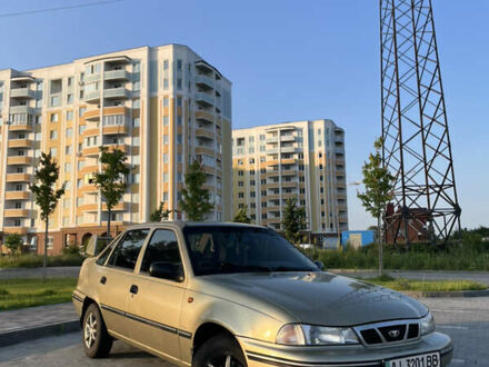 Дэу Нексия 2007 в Буче на Automoto.ua Бежевый Дэу Нексия, объемом двигателя 1.5 л и пробегом 218 тыс. км за 1500 $, фото 1 на Automoto.ua