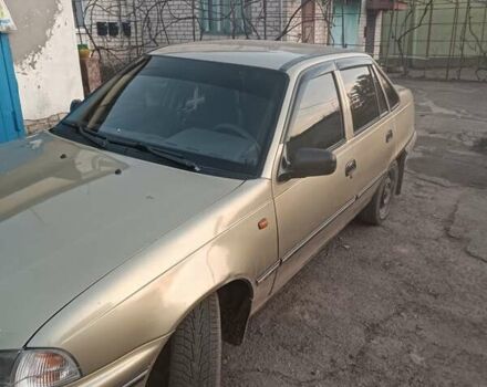 Бежевий Деу Нексія, об'ємом двигуна 1.6 л та пробігом 280 тис. км за 1667 $, фото 1 на Automoto.ua