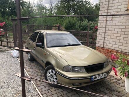 Деу Нексія 2007 у Запоріжжя на Automoto.ua Бежевий Деу Нексія, об'ємом двигуна 1.5 л та пробігом 89 тис. км за 1999 $, фото 1 на Automoto.ua