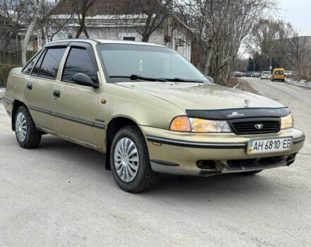 Бежевий Деу Нексія, об'ємом двигуна 1.6 л та пробігом 300 тис. км за 1550 $, фото 1 на Automoto.ua