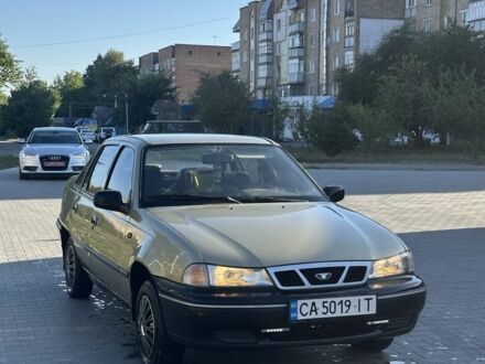 Деу Нексія 2007 у Звенигородка на Automoto.ua Бежевий Деу Нексія, об'ємом двигуна 1.5 л та пробігом 200 тис. км за 1100 $, фото 1 на Automoto.ua