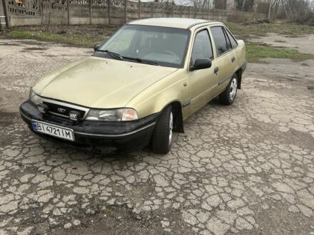 Дэу Нексия 2007 в Каменское - Днепродзержинск на Automoto.ua Бежевый Дэу Нексия, объемом двигателя 1.5 л и пробегом 337 тыс. км за 1400 $, фото 1 на Automoto.ua