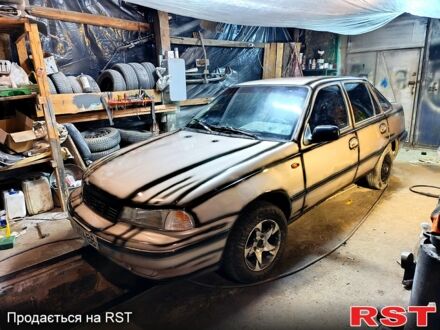 Бежевый Дэу Нексия, объемом двигателя 1.5 л и пробегом 277 тыс. км за 999 $, фото 1 на Automoto.ua
