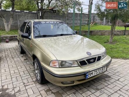 Бежевый Дэу Нексия, объемом двигателя 0 л и пробегом 82 тыс. км за 2000 $, фото 1 на Automoto.ua