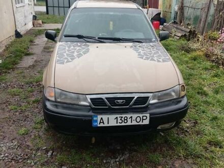 Бежевый Дэу Нексия, объемом двигателя 1.5 л и пробегом 277 тыс. км за 999 $, фото 1 на Automoto.ua