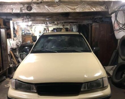 Бежевий Деу Нексія, об'ємом двигуна 1 л та пробігом 200 тис. км за 1200 $, фото 1 на Automoto.ua