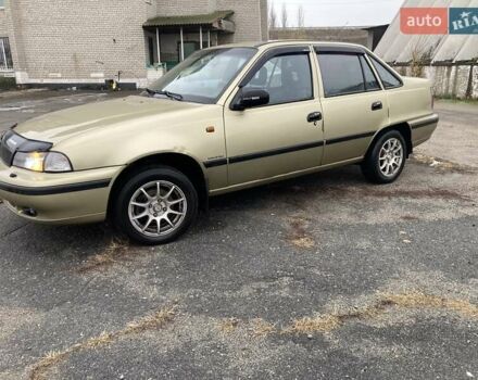 Бежевый Дэу Нексия, объемом двигателя 1.5 л и пробегом 183 тыс. км за 3000 $, фото 1 на Automoto.ua