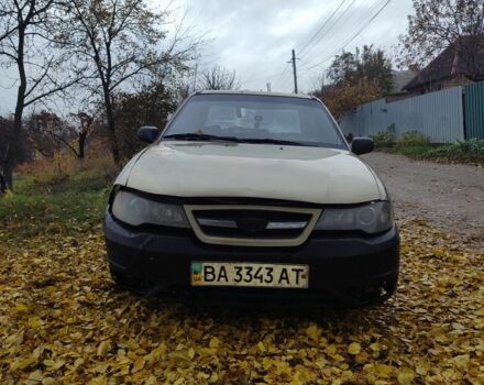 Бежевий Деу Нексія, об'ємом двигуна 1 л та пробігом 88 тис. км за 1200 $, фото 1 на Automoto.ua