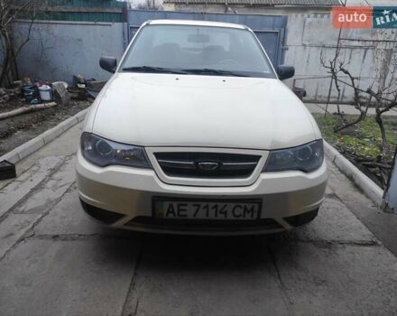 Бежевый Дэу Нексия, объемом двигателя 0 л и пробегом 90 тыс. км за 2800 $, фото 1 на Automoto.ua