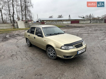 Бежевий Деу Нексія, об'ємом двигуна 1.5 л та пробігом 254 тис. км за 1950 $, фото 1 на Automoto.ua