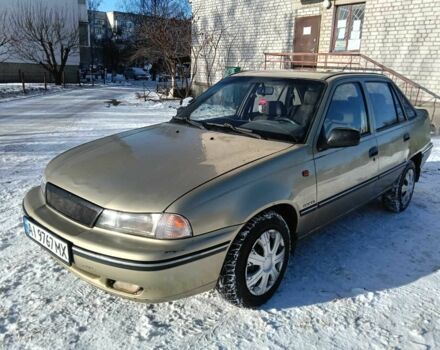 Бежевий Деу Нексія, об'ємом двигуна 1.5 л та пробігом 450 тис. км за 1600 $, фото 1 на Automoto.ua