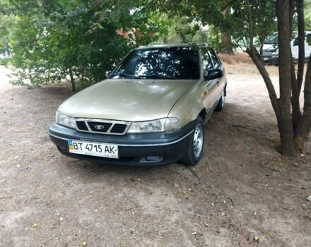 Бежевый Дэу Нексия, объемом двигателя 0 л и пробегом 460 тыс. км за 2800 $, фото 1 на Automoto.ua