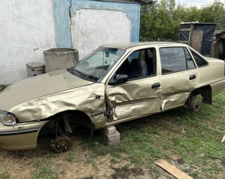 Бежевий Деу Нексія, об'ємом двигуна 1.6 л та пробігом 270 тис. км за 775 $, фото 1 на Automoto.ua