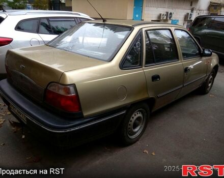 Бежевый Дэу Нексия, объемом двигателя 1.5 л и пробегом 117 тыс. км за 1655 $, фото 1 на Automoto.ua