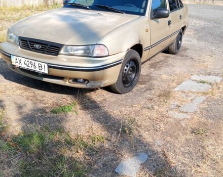 Бежевий Деу Нексія, об'ємом двигуна 1.5 л та пробігом 400 тис. км за 728 $, фото 1 на Automoto.ua