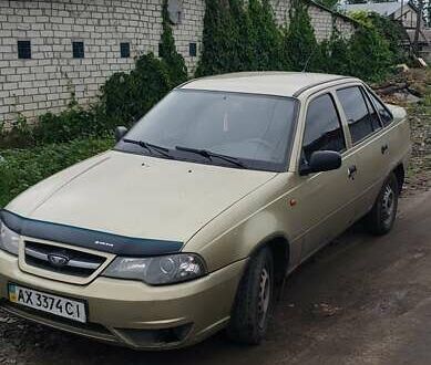 Дэу Нексия 2009 в Харькове на Automoto.ua Бежевый Дэу Нексия, объемом двигателя 1.6 л и пробегом 243 тыс. км за 1700 $, фото 1 на Automoto.ua