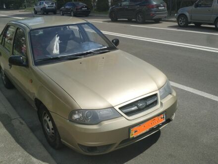 Деу Нексія 2009 у Києві на Automoto.ua Бежевий Деу Нексія, об'ємом двигуна 1.6 л та пробігом 144 тис. км за 2900 $, фото 1 на Automoto.ua