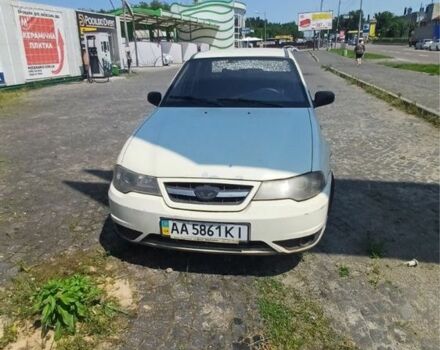 Бежевый Дэу Нексия, объемом двигателя 0 л и пробегом 235 тыс. км за 1100 $, фото 1 на Automoto.ua