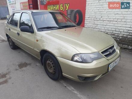 Деу Нексія 2011 у Києві на Automoto.ua Бежевий Деу Нексія, об'ємом двигуна 1.6 л та пробігом 115 тис. км за 2700 $, фото 1 на Automoto.ua