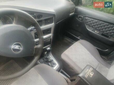 Деу Нексія 2011 у Новониколаевке на Automoto.ua Бежевий Деу Нексія, об'ємом двигуна 1.5 л та пробігом 700 тис. км за 900 $, фото 1 на Automoto.ua
