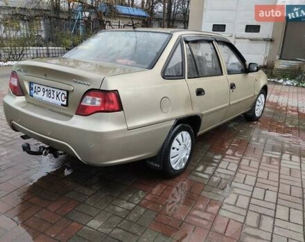 Бежевый Дэу Нексия, объемом двигателя 1.6 л и пробегом 166 тыс. км за 1999 $, фото 1 на Automoto.ua