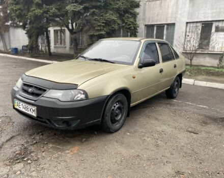 Бежевый Дэу Нексия, объемом двигателя 1.5 л и пробегом 137 тыс. км за 2300 $, фото 1 на Automoto.ua