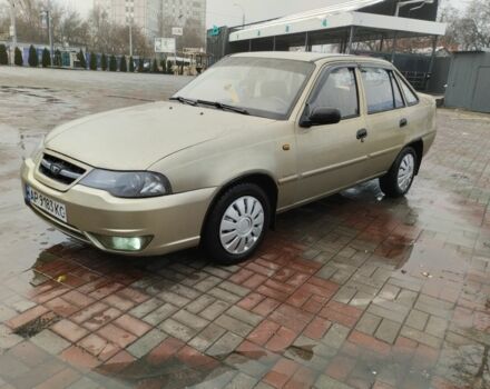 Бежевый Дэу Нексия, объемом двигателя 1.6 л и пробегом 166 тыс. км за 1999 $, фото 1 на Automoto.ua