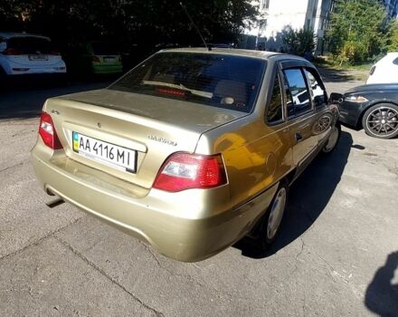 Бежевий Деу Нексія, об'ємом двигуна 1.6 л та пробігом 205 тис. км за 2500 $, фото 1 на Automoto.ua