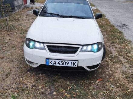 Бежевий Деу Нексія, об'ємом двигуна 1.6 л та пробігом 230 тис. км за 3249 $, фото 1 на Automoto.ua