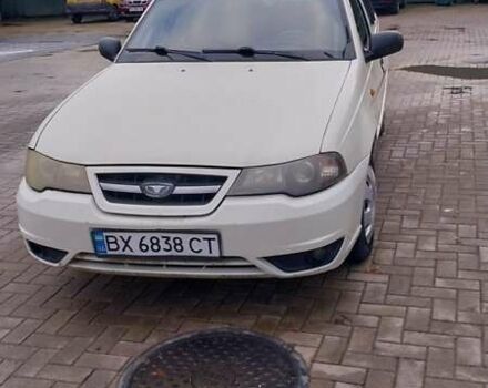 Бежевий Деу Нексія, об'ємом двигуна 1.6 л та пробігом 259 тис. км за 2900 $, фото 1 на Automoto.ua