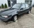 Черный Дэу Нексия, объемом двигателя 1.5 л и пробегом 213 тыс. км за 850 $, фото 5 на Automoto.ua
