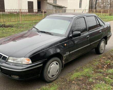 Черный Дэу Нексия, объемом двигателя 1.5 л и пробегом 200 тыс. км за 999 $, фото 1 на Automoto.ua