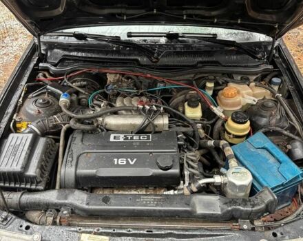 Черный Дэу Нексия, объемом двигателя 1.5 л и пробегом 570 тыс. км за 950 $, фото 5 на Automoto.ua