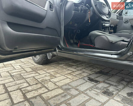 Чорний Деу Нексія, об'ємом двигуна 1.5 л та пробігом 260 тис. км за 2000 $, фото 12 на Automoto.ua