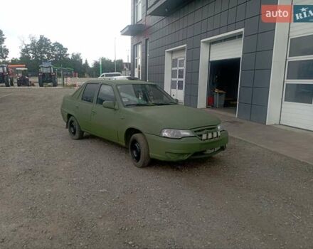 Черный Дэу Нексия, объемом двигателя 1.5 л и пробегом 467 тыс. км за 1450 $, фото 2 на Automoto.ua