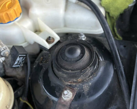 Деу Нексія 2009 у Овруче на Automoto.ua Чорний Деу Нексія, об'ємом двигуна 1.6 л та пробігом 204 тис. км за 2500 $, фото 17 на Automoto.ua