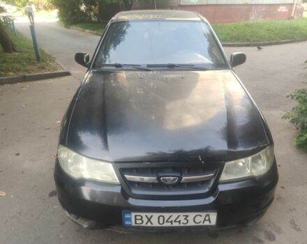 Черный Дэу Нексия, объемом двигателя 1.6 л и пробегом 237 тыс. км за 1300 $, фото 1 на Automoto.ua