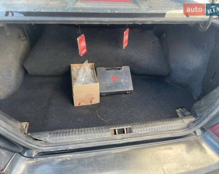 Деу Нексія 2011 у Змиеве на Automoto.ua Чорний Деу Нексія, об'ємом двигуна 1.5 л та пробігом 248 тис. км за 1100 $, фото 4 на Automoto.ua