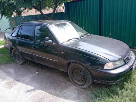 Дэу Нексия 1997 в Смеле на Automoto.ua Черный Дэу Нексия, объемом двигателя 1.5 л и пробегом 300 тыс. км за 500 $, фото 1 на Automoto.ua