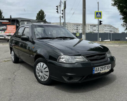 Черный Дэу Нексия, объемом двигателя 1.6 л и пробегом 236 тыс. км за 2350 $, фото 1 на Automoto.ua