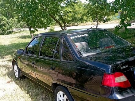 Дэу Нексия 2010 в Николаеве на Automoto.ua Черный Дэу Нексия, объемом двигателя 1.6 л и пробегом 216 тыс. км за 2000 $, фото 1 на Automoto.ua