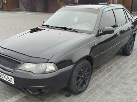 Деу Нексія 2011 у Новоукраинке на Automoto.ua Чорний Деу Нексія, об'ємом двигуна 1.5 л та пробігом 160 тис. км за 3300 $, фото 1 на Automoto.ua