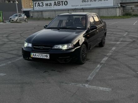 Черный Дэу Нексия, объемом двигателя 1.5 л и пробегом 152 тыс. км за 1600 $, фото 1 на Automoto.ua