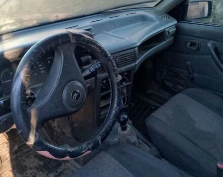 Фиолетовый Дэу Нексия, объемом двигателя 1.5 л и пробегом 140 тыс. км за 700 $, фото 5 на Automoto.ua