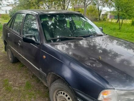 Деу Нексія 1996 у Конотопе на Automoto.ua Фіолетовий Деу Нексія, об'ємом двигуна 0 л та пробігом 230 тис. км за 967 $, фото 1 на Automoto.ua