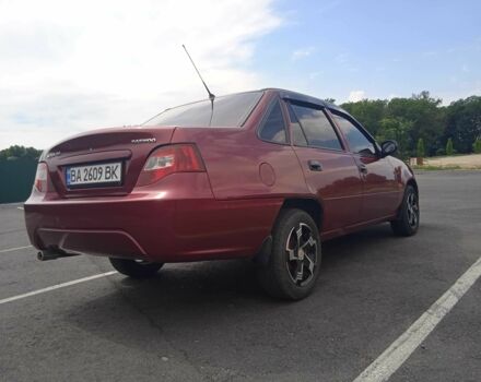 Деу Нексія 2010 у Александрие на Automoto.ua Червоний Деу Нексія, об'ємом двигуна 1.6 л та пробігом 108 тис. км за 3000 $, фото 2 на Automoto.ua