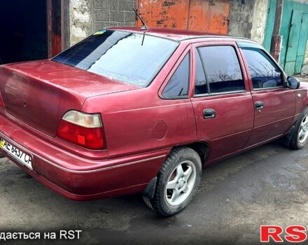 Дэу Нексия 1996 в Днепре (Днепропетровске) на Automoto.ua Красный Дэу Нексия, объемом двигателя 1.5 л и пробегом 210 тыс. км за 1700 $, фото 3 на Automoto.ua