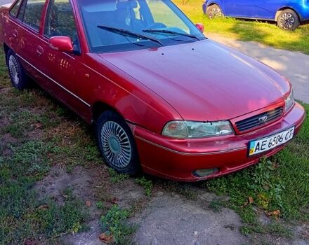 Дэу Нексия 1997 в Глобино на Automoto.ua Красный Дэу Нексия, объемом двигателя 1.5 л и пробегом 250 тыс. км за 850 $, фото 2 на Automoto.ua